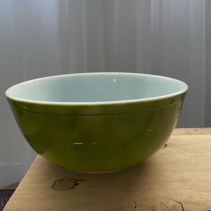Vintage Olive Green Pyrex Bowl